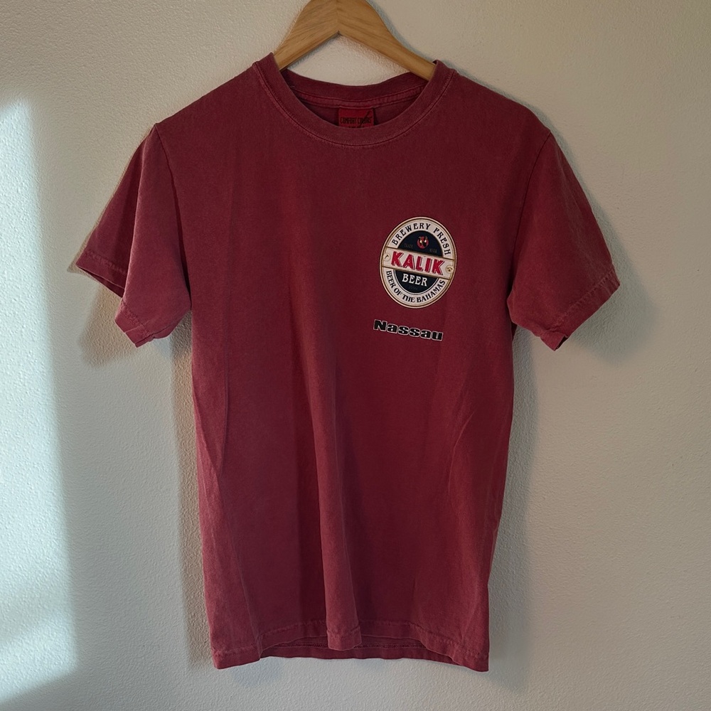 Kalik Beer graphic tee - Maroon Men's Short Sleeve size S